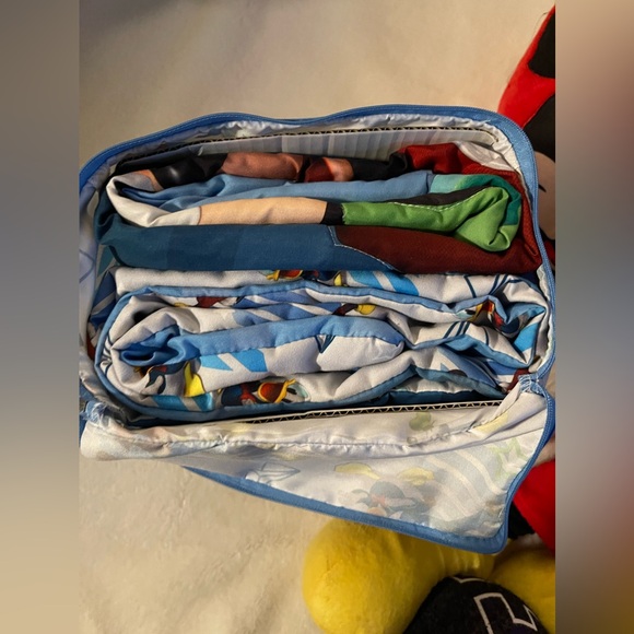 ❤️💛🖤 Mickey Mouse Lot - Picture 4 of 10